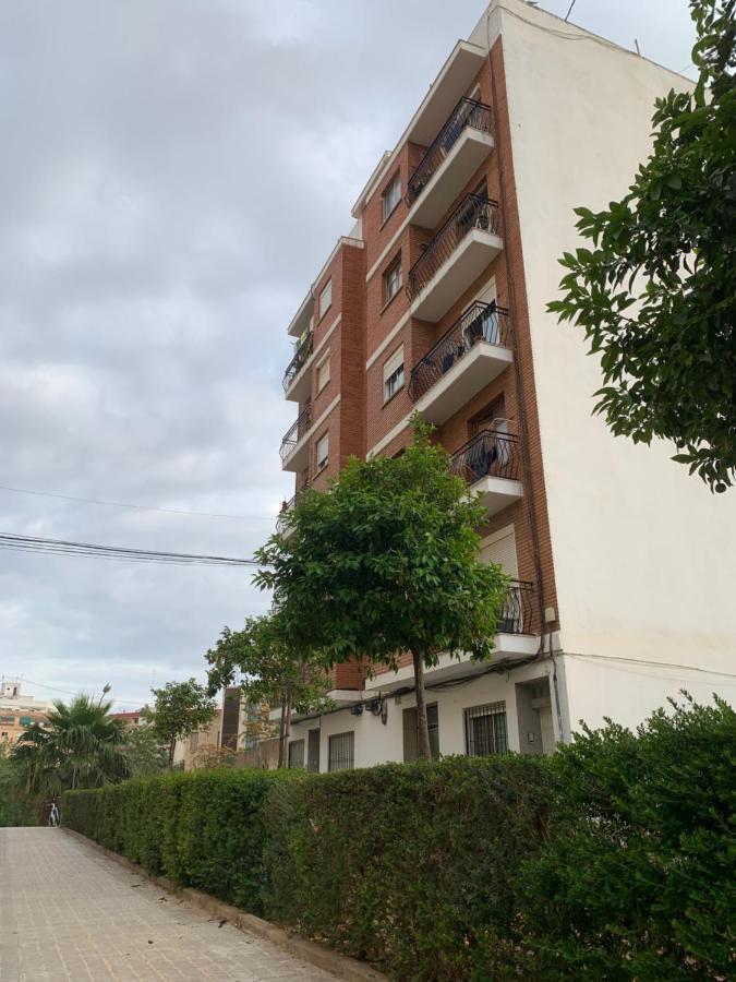 Habitacion Privada En Piso Compartido Hotell Valencia Exteriör bild